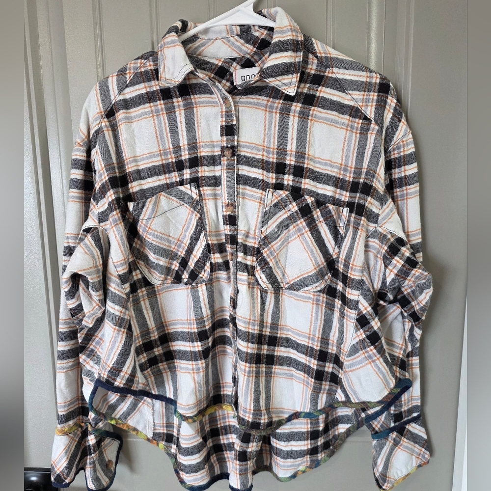 BDG Womans XS Plaid Oversized Button Up Shirt Nwot